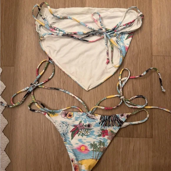 Frankie's Bikinis Kids Tropical Print Bib and Bikini Set - Picture 4 of 4